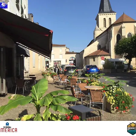 Little America - 3km Futuroscope Apart-hotel 3*