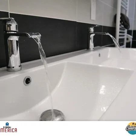 Aparthotel Little America - Appart 3km Futuroscope *