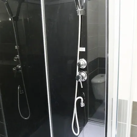 Aparthotel Little America - Appart 3km Futuroscope