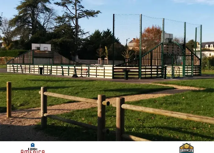 Aparthotel Little America - Appart 3km Futuroscope