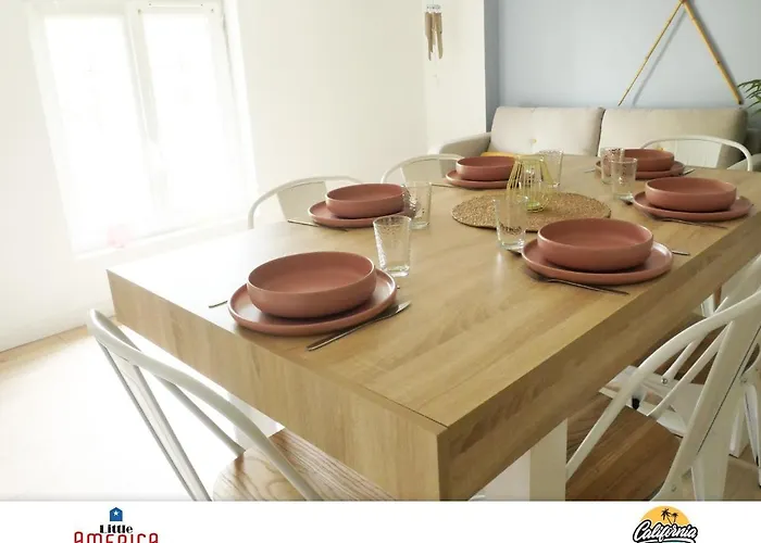 Little America - Appart 3km Futuroscope Aparthotel 3*